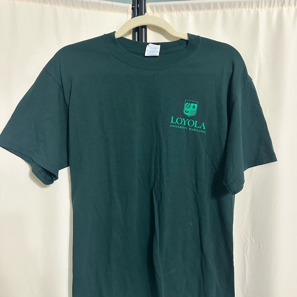 Four Loyola University Maryland T-Shirts - Picture 1 of 11